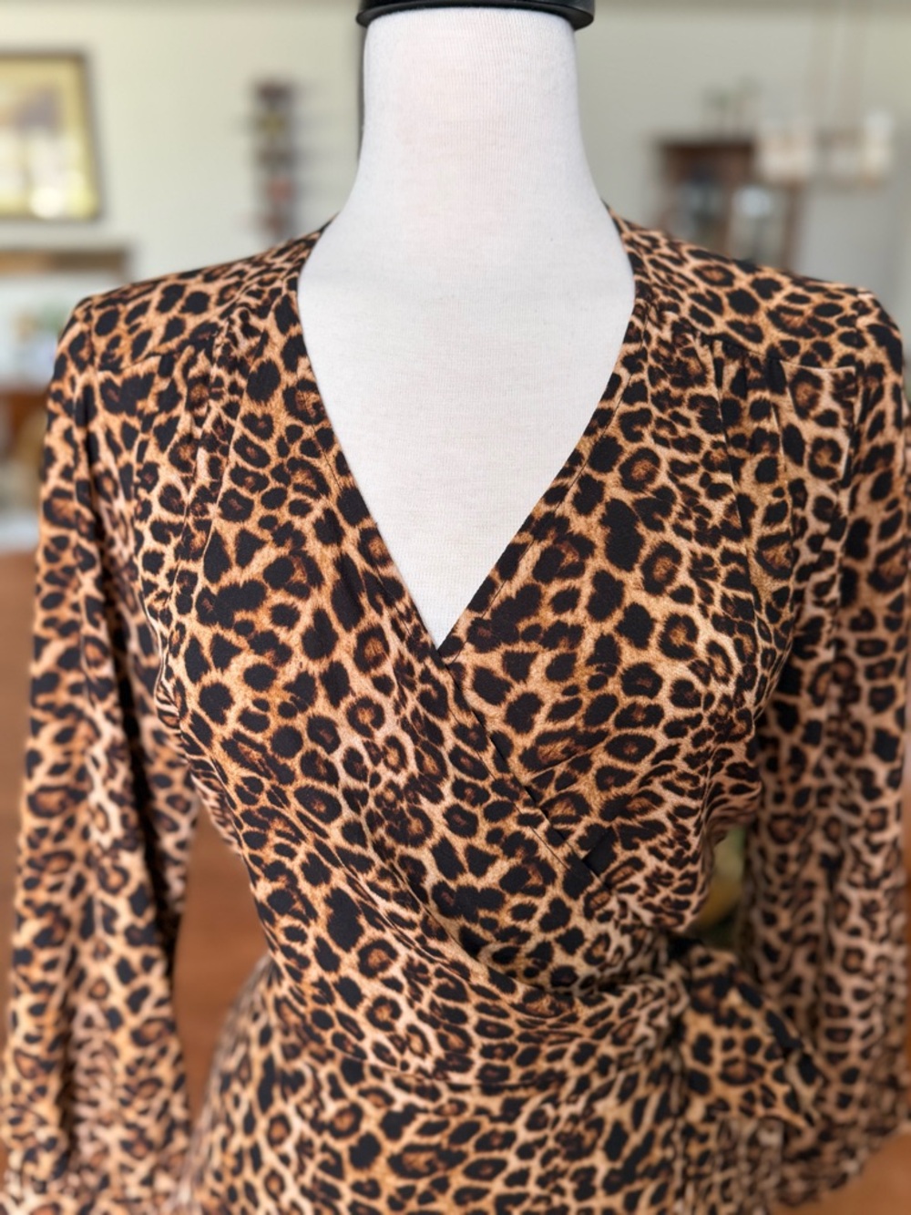 Leopard 🐆 Heart Of Haute Leopard Print Wrap Maxi Dress - Picture 6 of 16